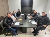 Vereadores se reúnem com equipe do Hospital São Vicente de Paulo em busca de soluções para a saúde de Pitanga