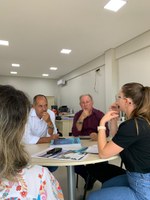 Vereadores realizam visita técnica ao CIS Paraná Centro para acompanhar fluxo de atendimentos na saúde